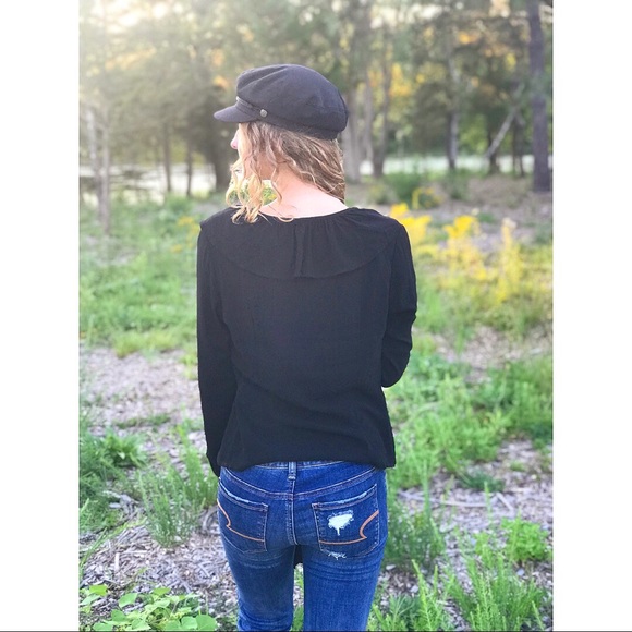 The Riley Ruffled Black Top - Picture 5 of 5